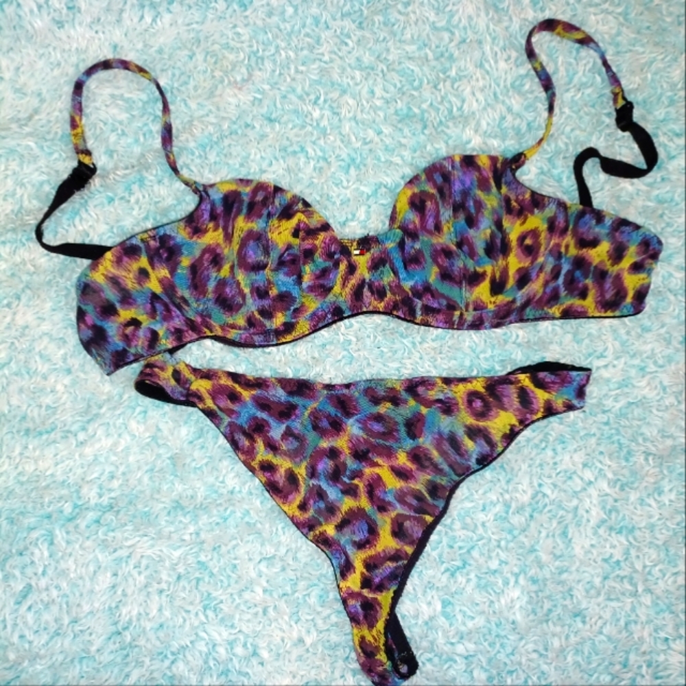 VS Vintage Peacock Bra & G-string